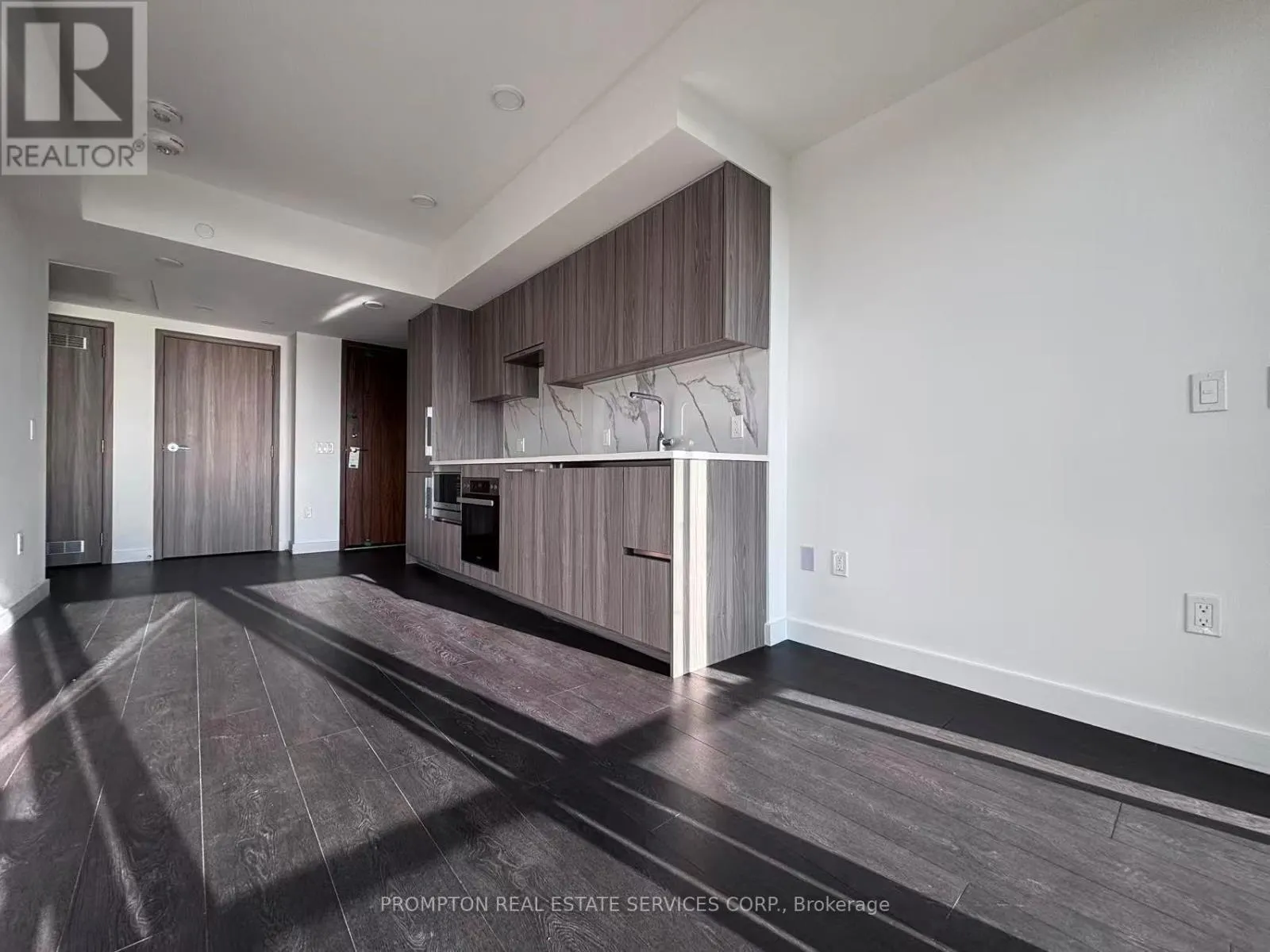 2315 - 3 CONCORD CITYPLACE WAY
