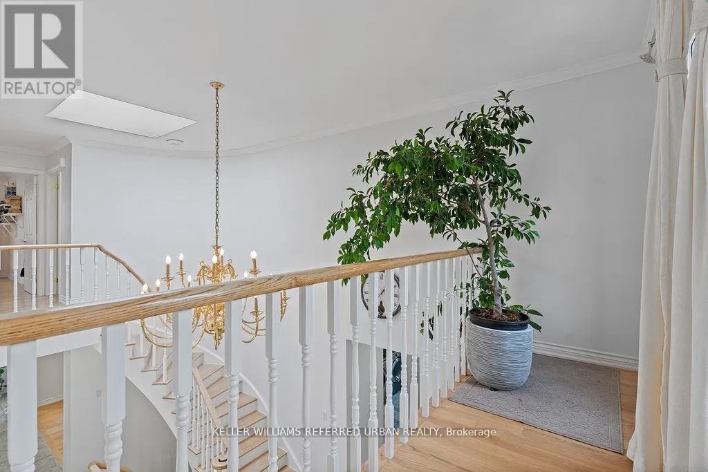 4 SADDLETREE DRIVE