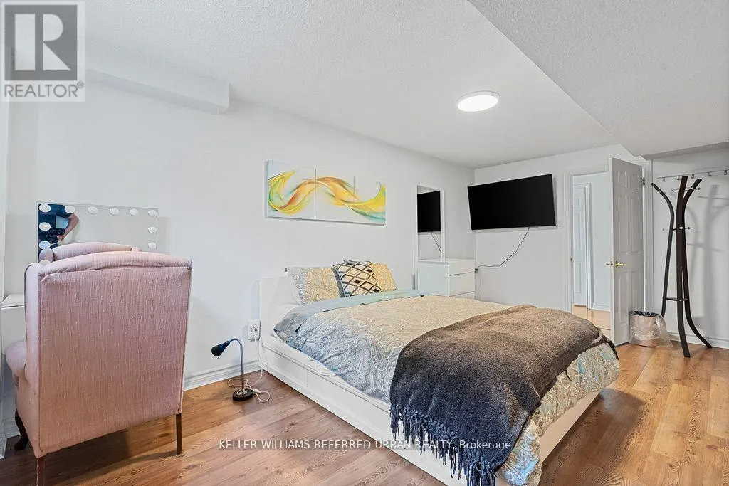 4 SADDLETREE DRIVE