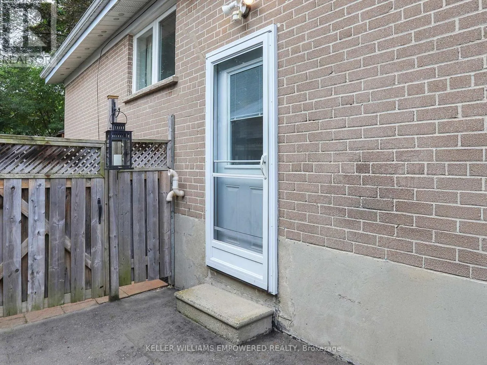 73 NORTHEY DRIVE