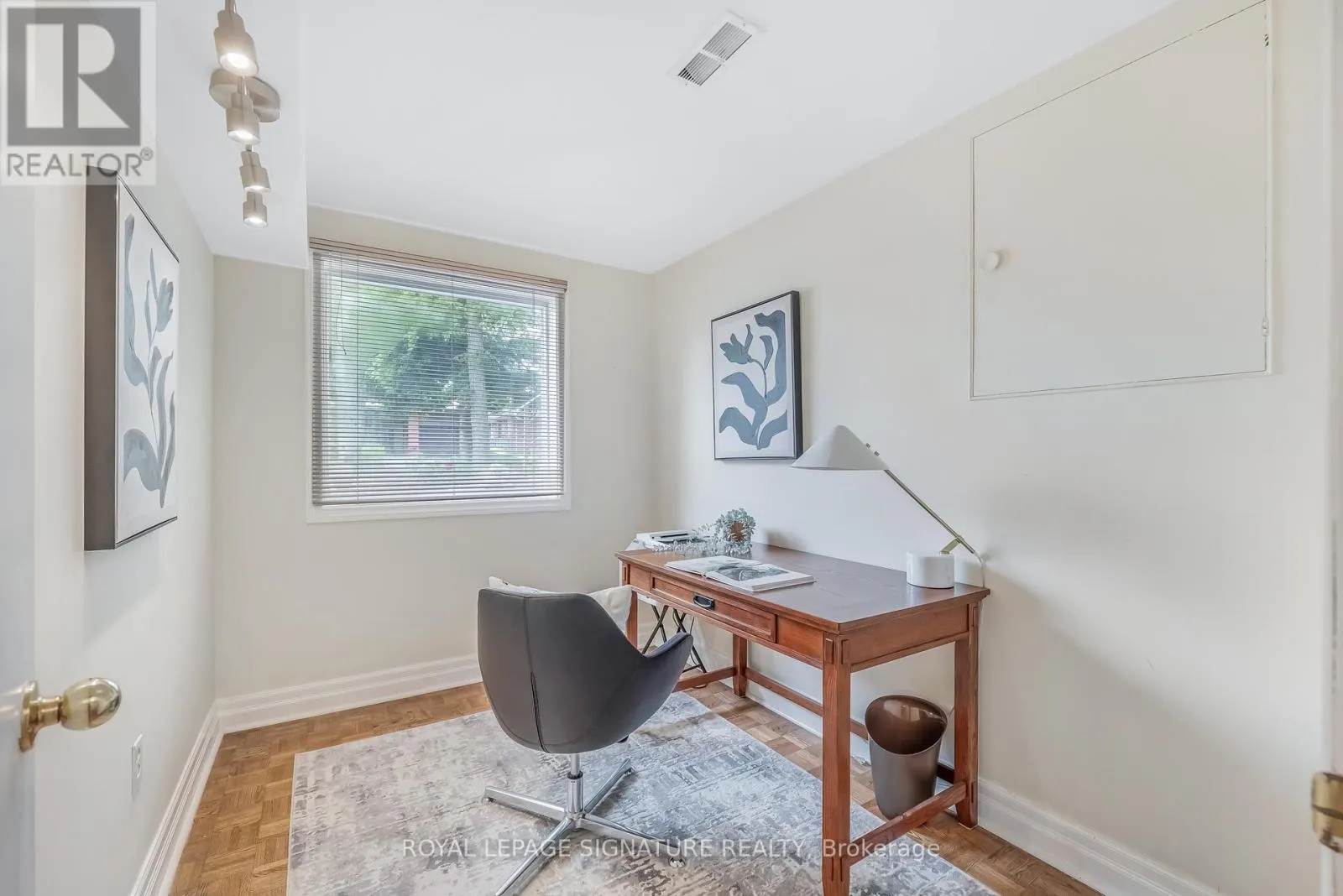 16 REVCOE DRIVE