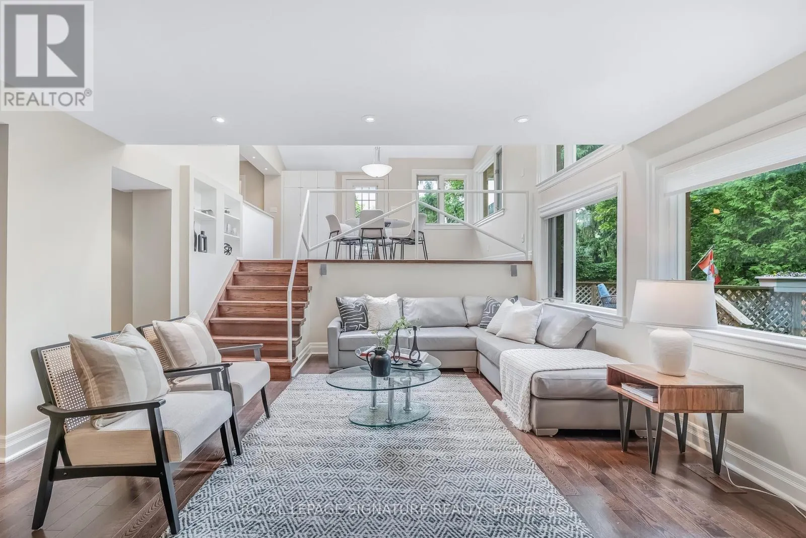 16 REVCOE DRIVE