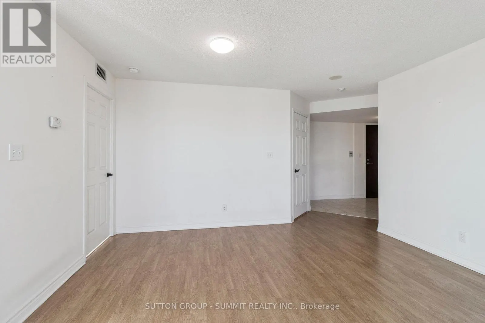 #3208 - 18 SPRING GARDEN AVENUE