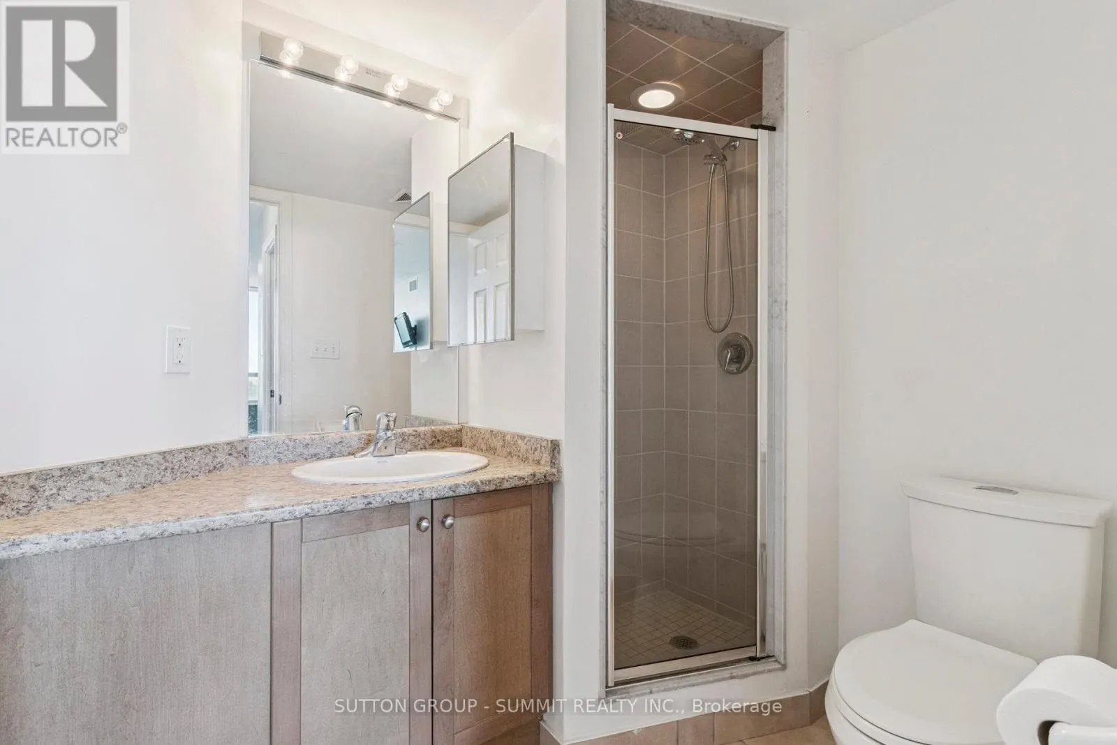 #3208 - 18 SPRING GARDEN AVENUE