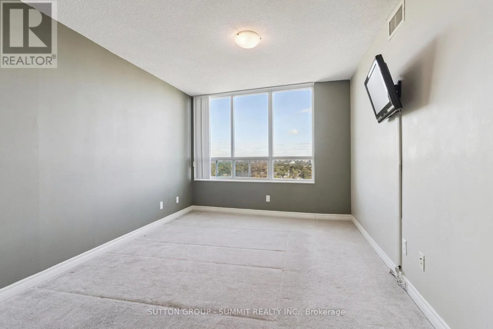 #3208 - 18 SPRING GARDEN AVENUE