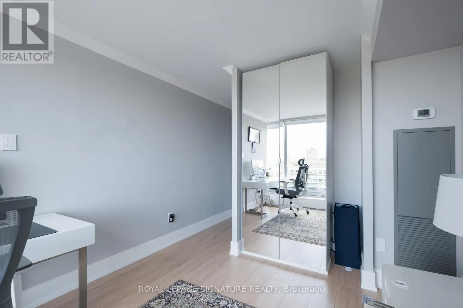 1201 - 110 BLOOR STREET W