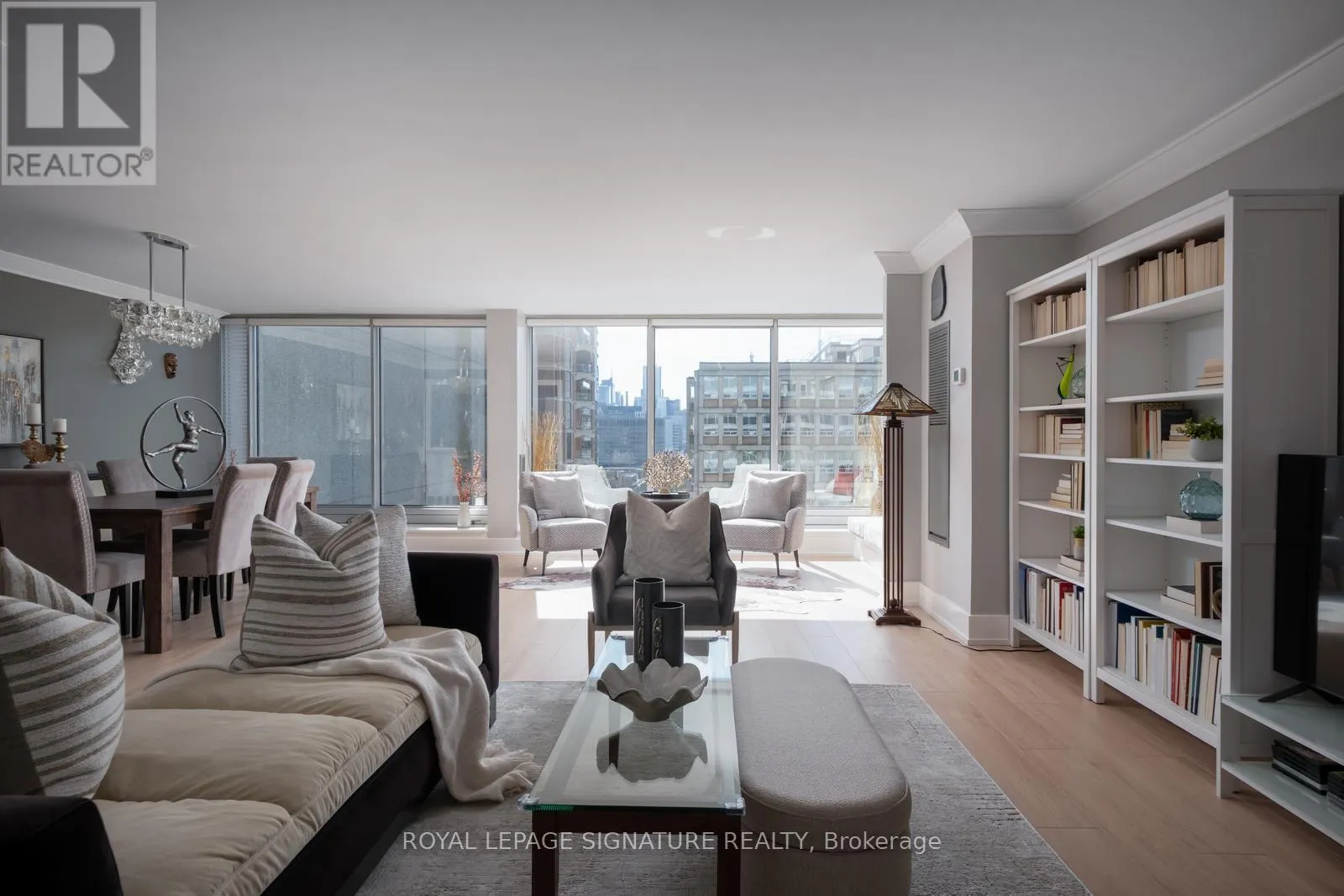1201 - 110 BLOOR STREET W