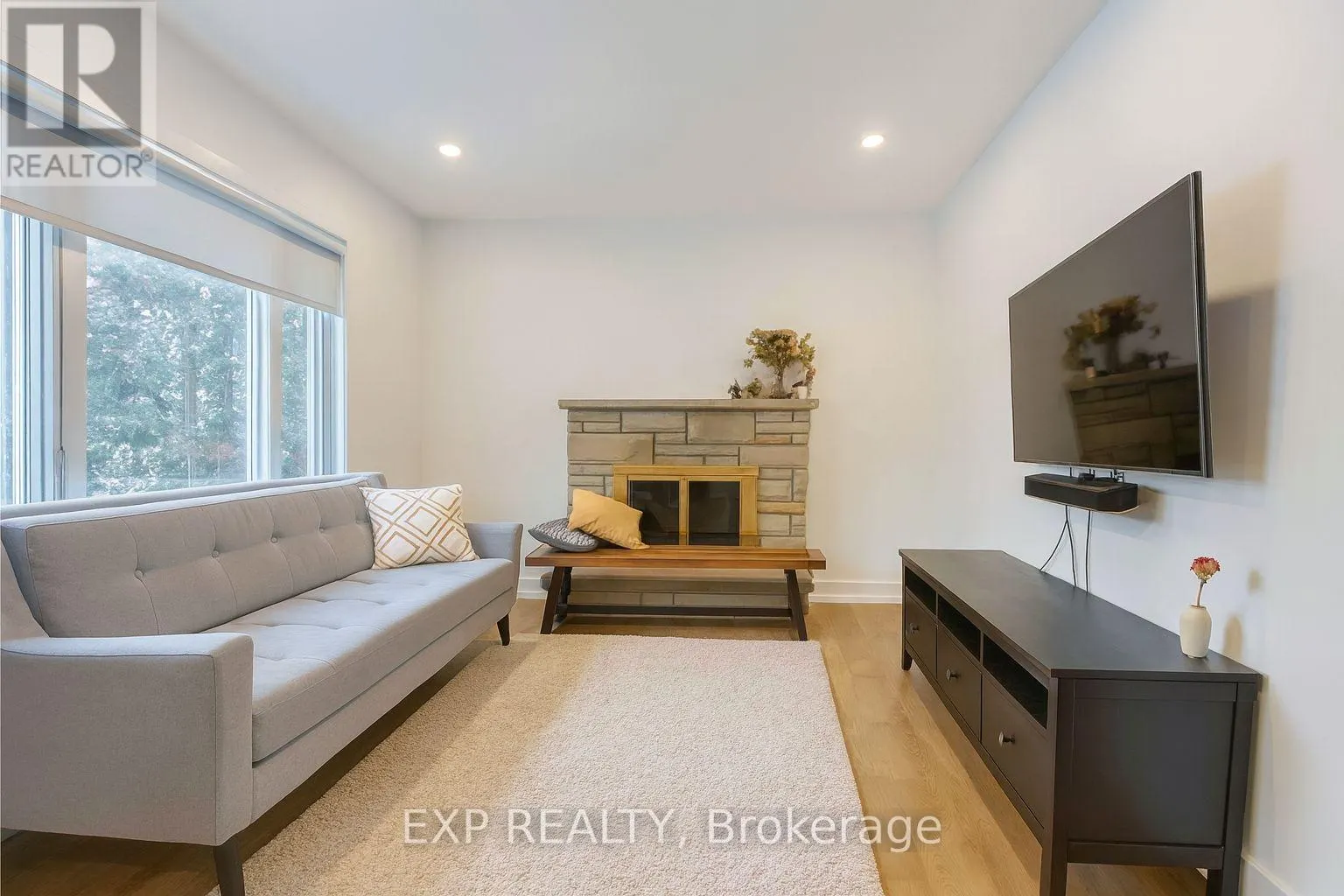 65 ANNDALE DRIVE