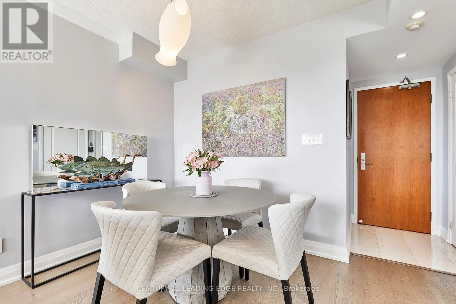 703 - 1430 YONGE STREET