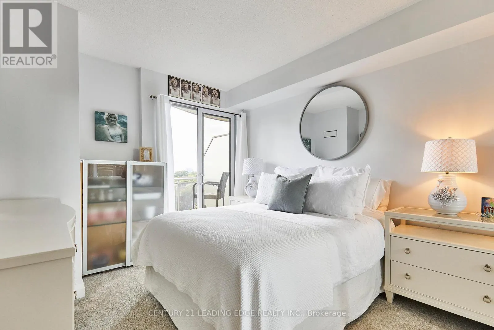 703 - 1430 YONGE STREET