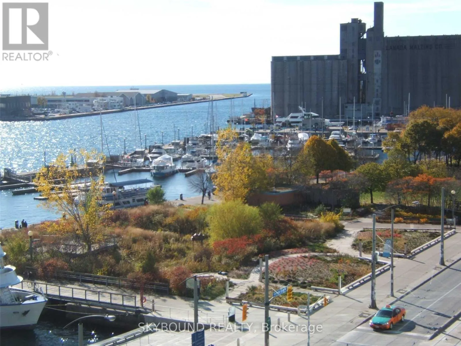 701 - 410 QUEENS QUAY W