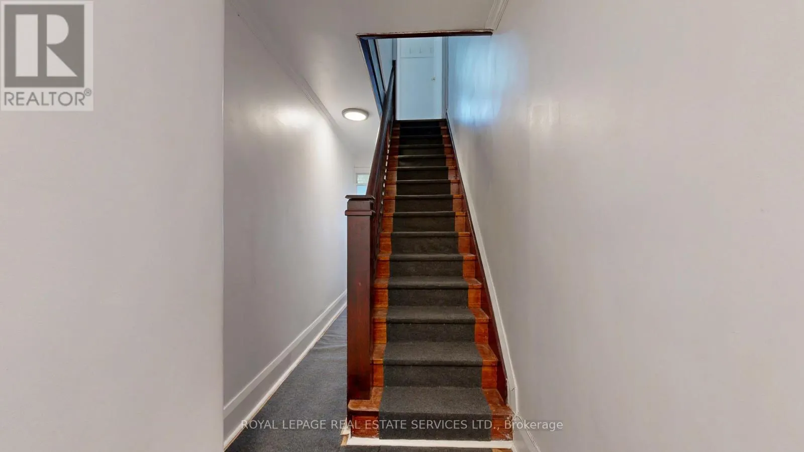 196 MARKHAM STREET