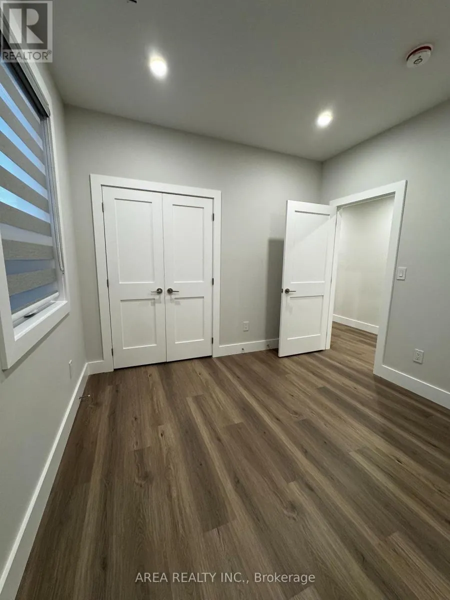 UPPER - 501 NORTHCLIFFE BOULEVARD