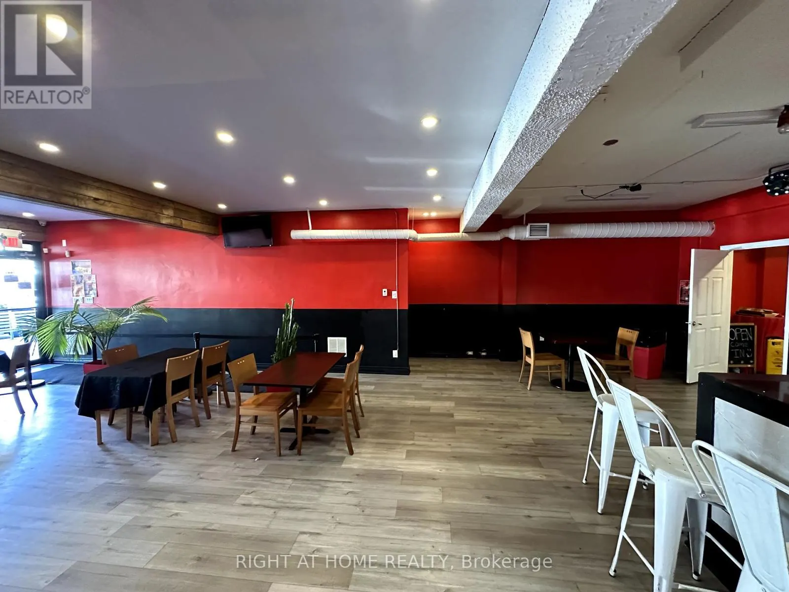 1653 EGLINTON AVENUE W