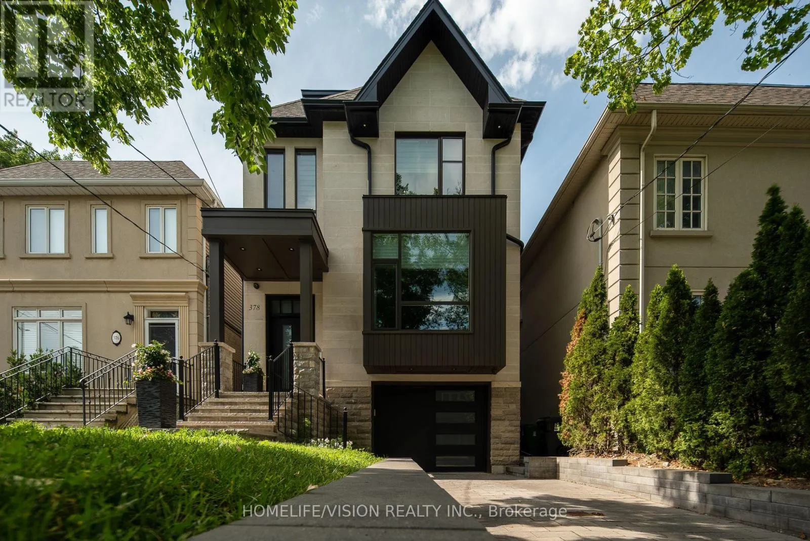 378 MANOR ROAD E