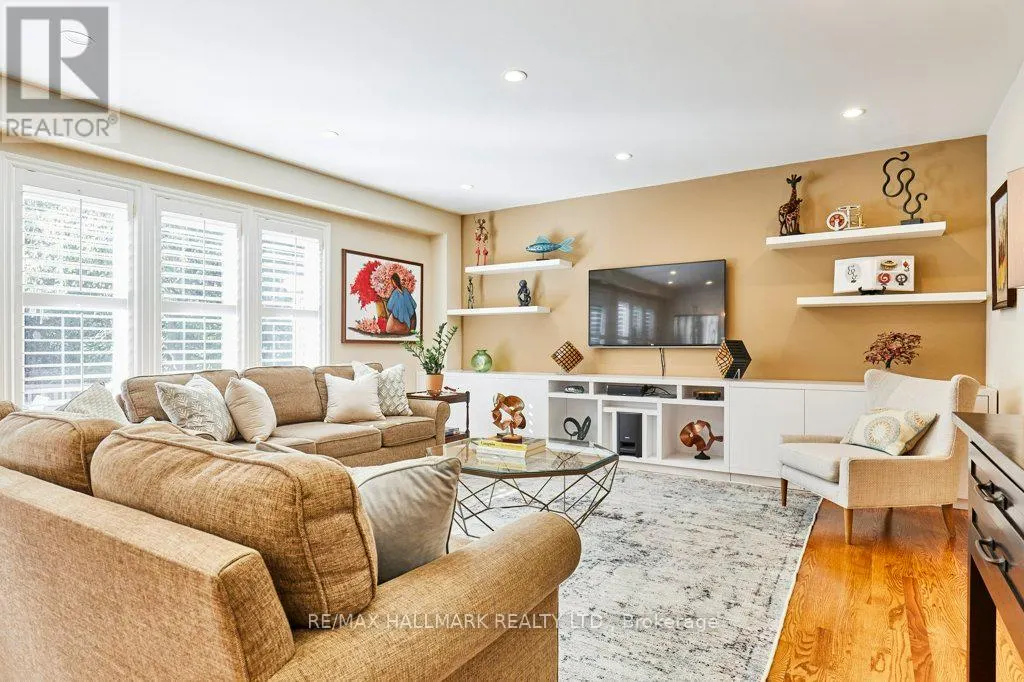 106 KIMBARK BOULEVARD