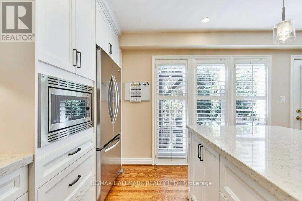106 KIMBARK BOULEVARD
