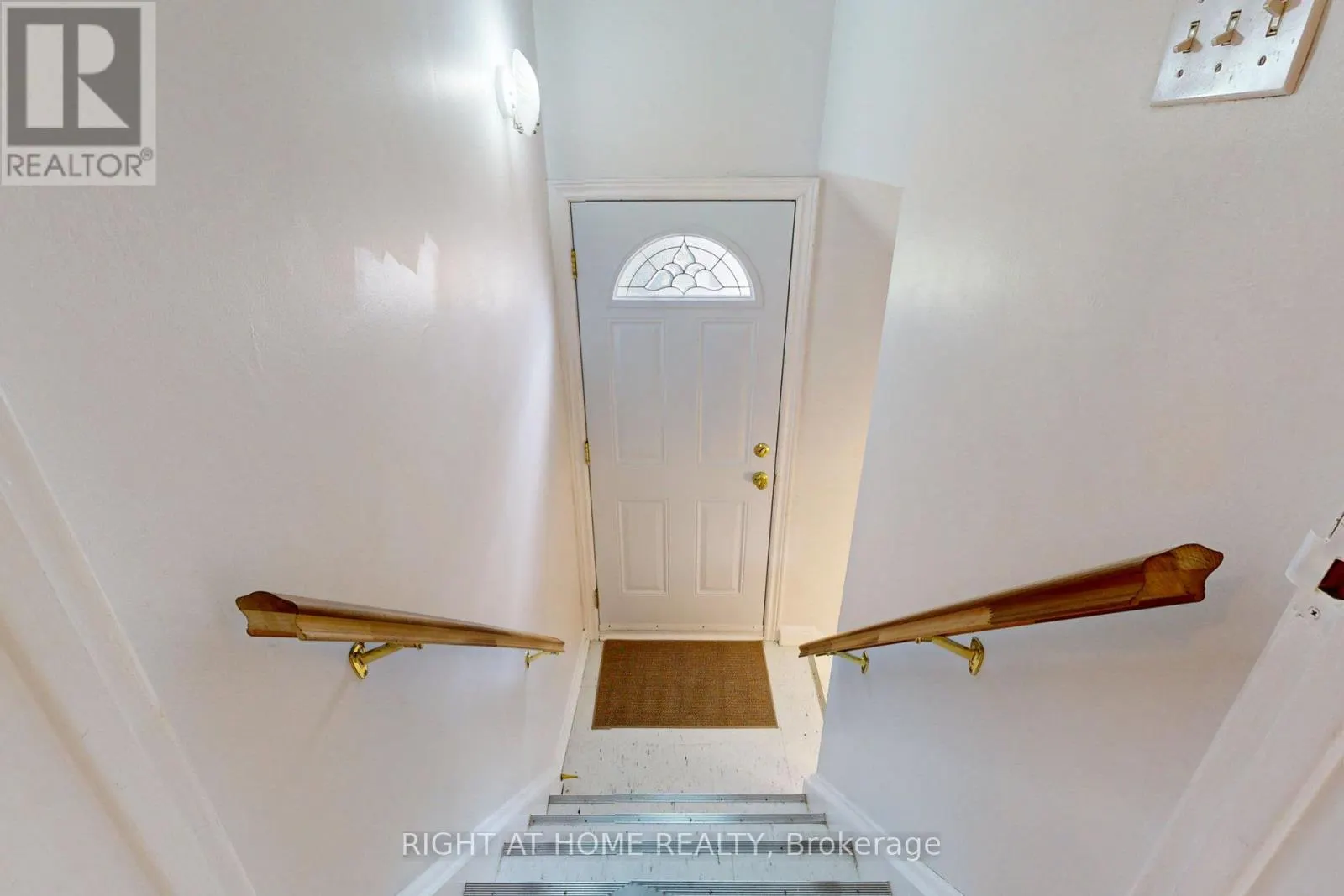 220 HOMEWOOD AVENUE