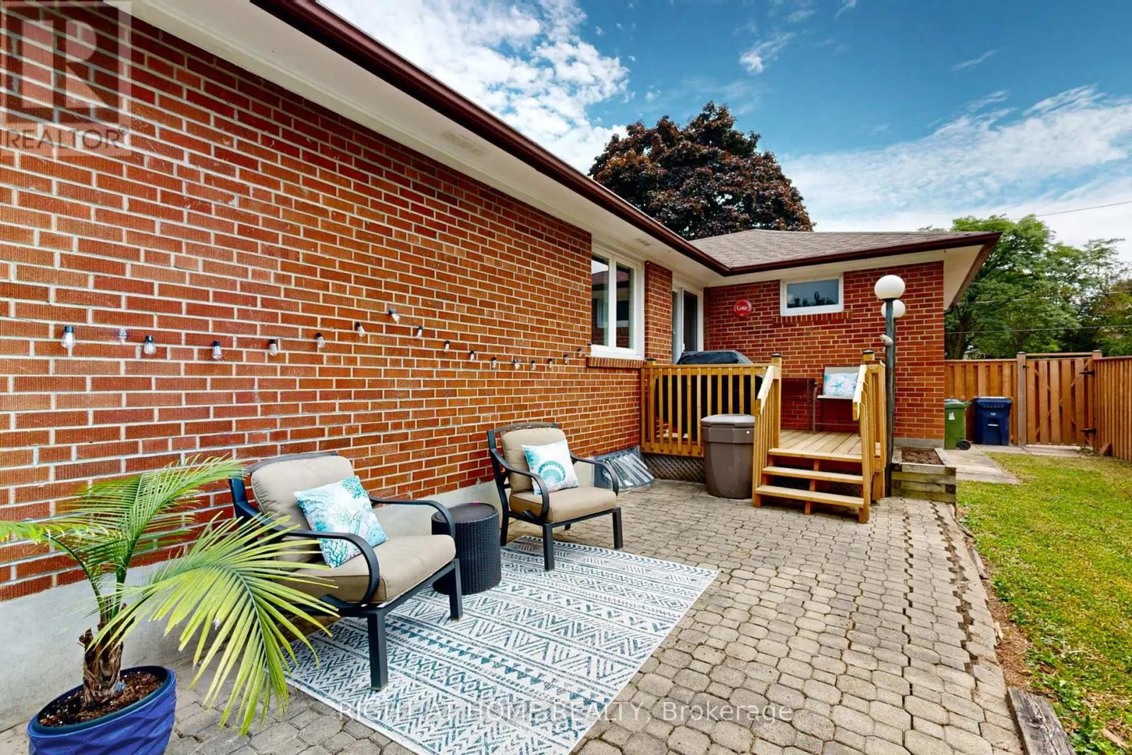 220 HOMEWOOD AVENUE