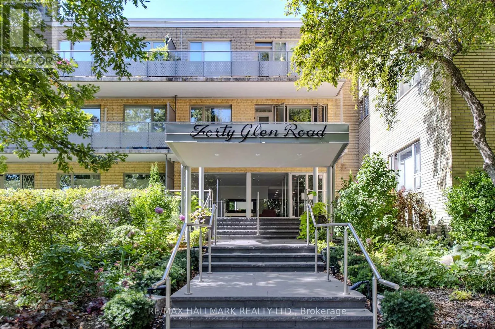 101 - 40 GLEN ROAD