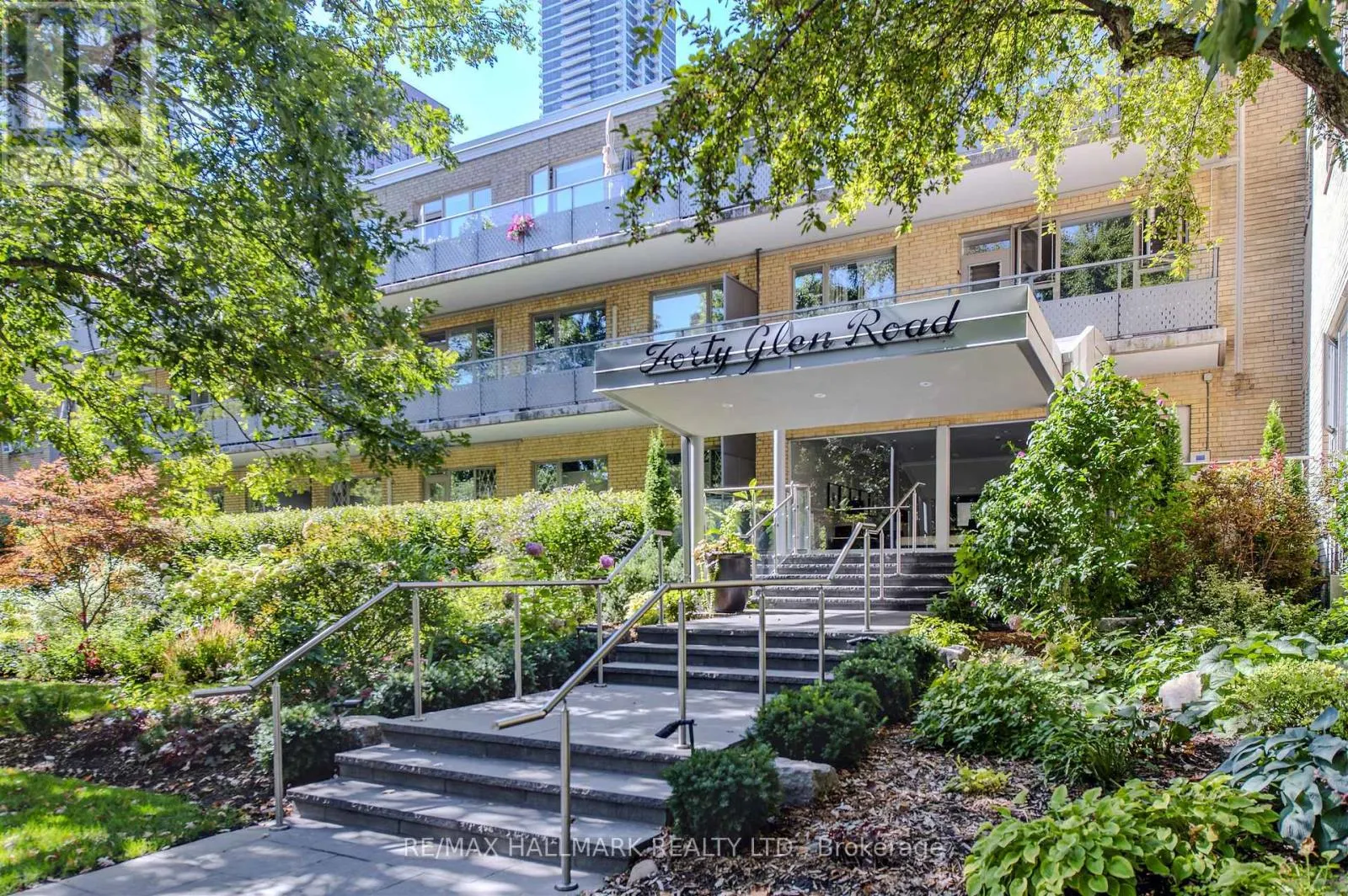 101 - 40 GLEN ROAD