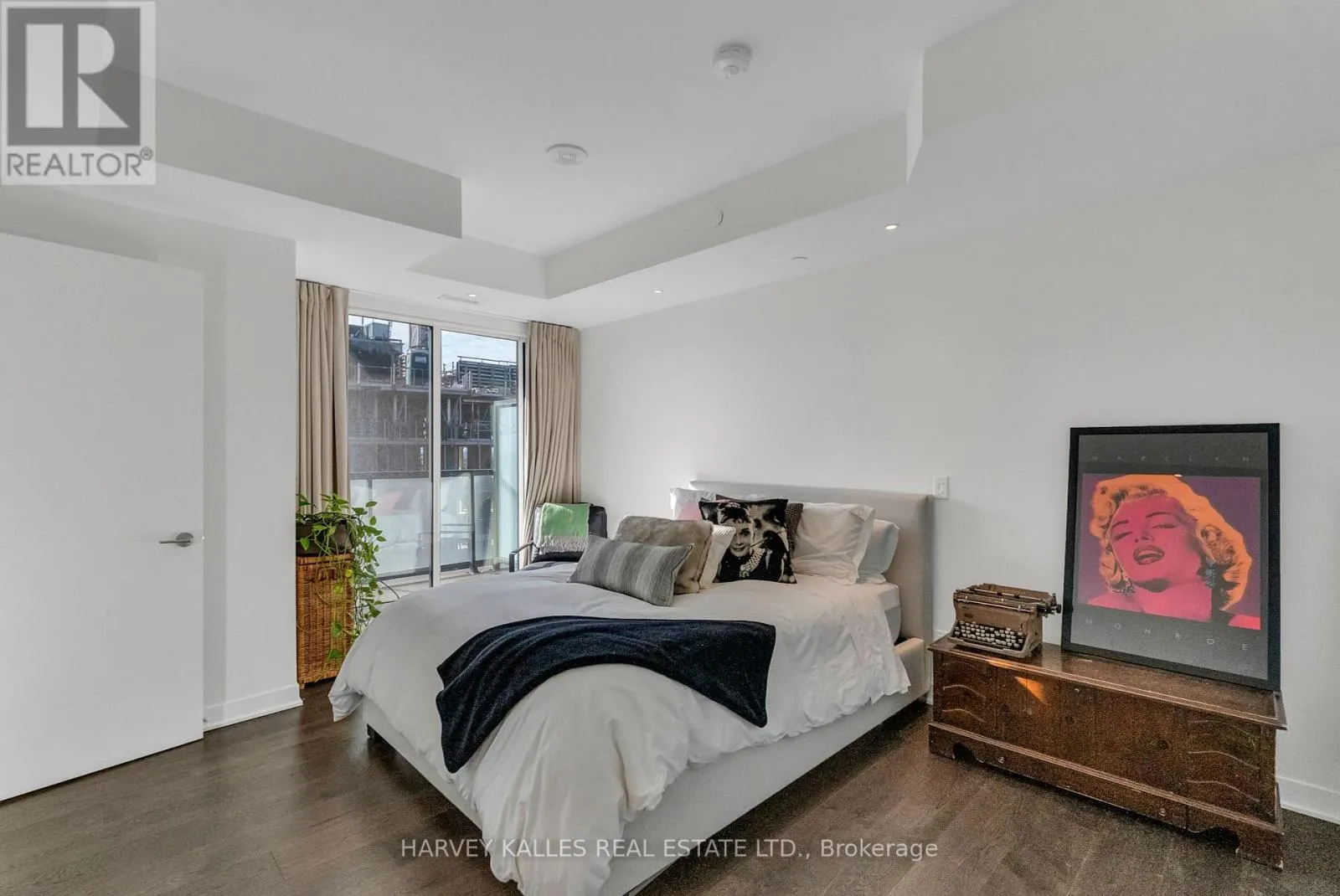 1105 - 185 ALBERTA AVENUE