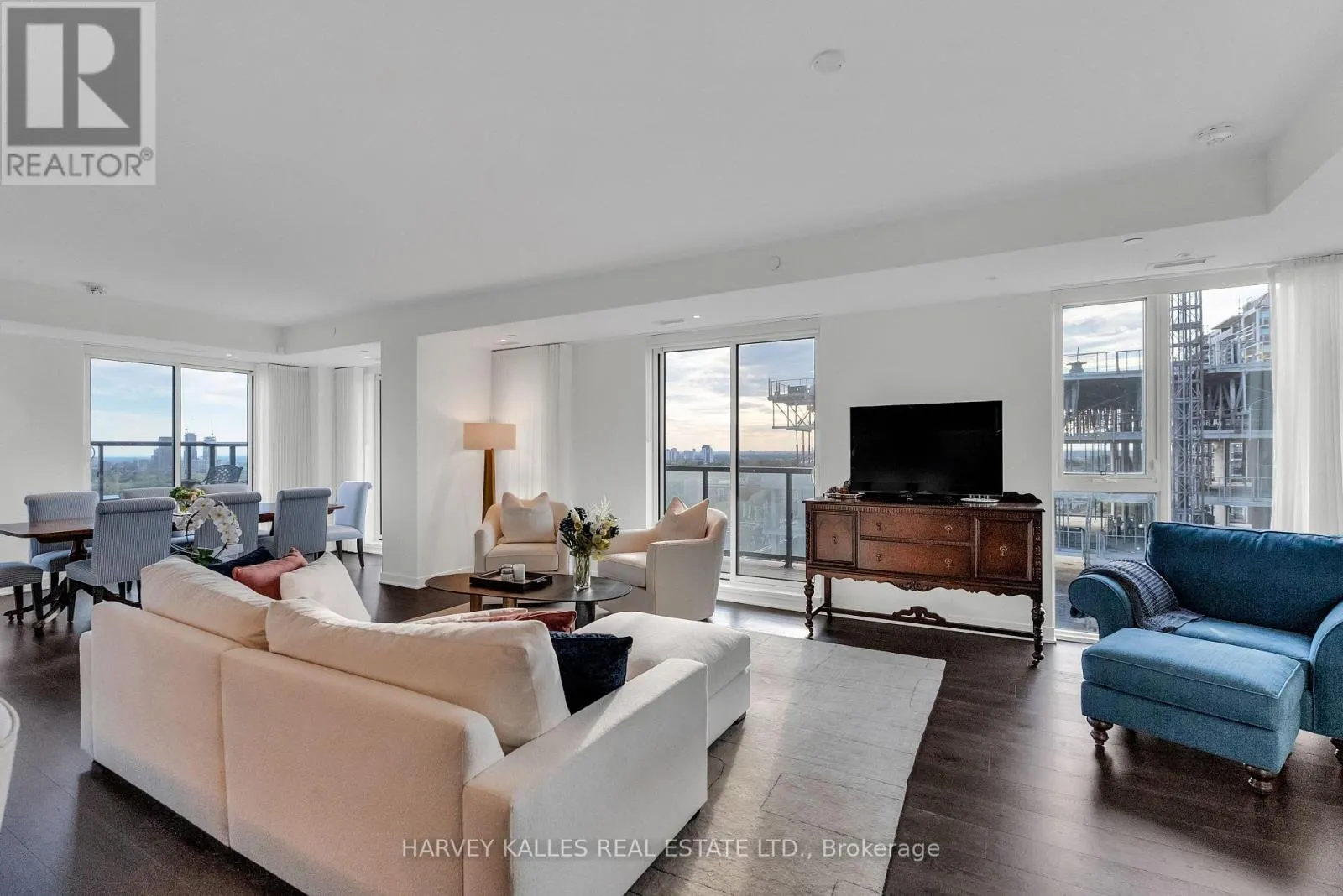 1105 - 185 ALBERTA AVENUE