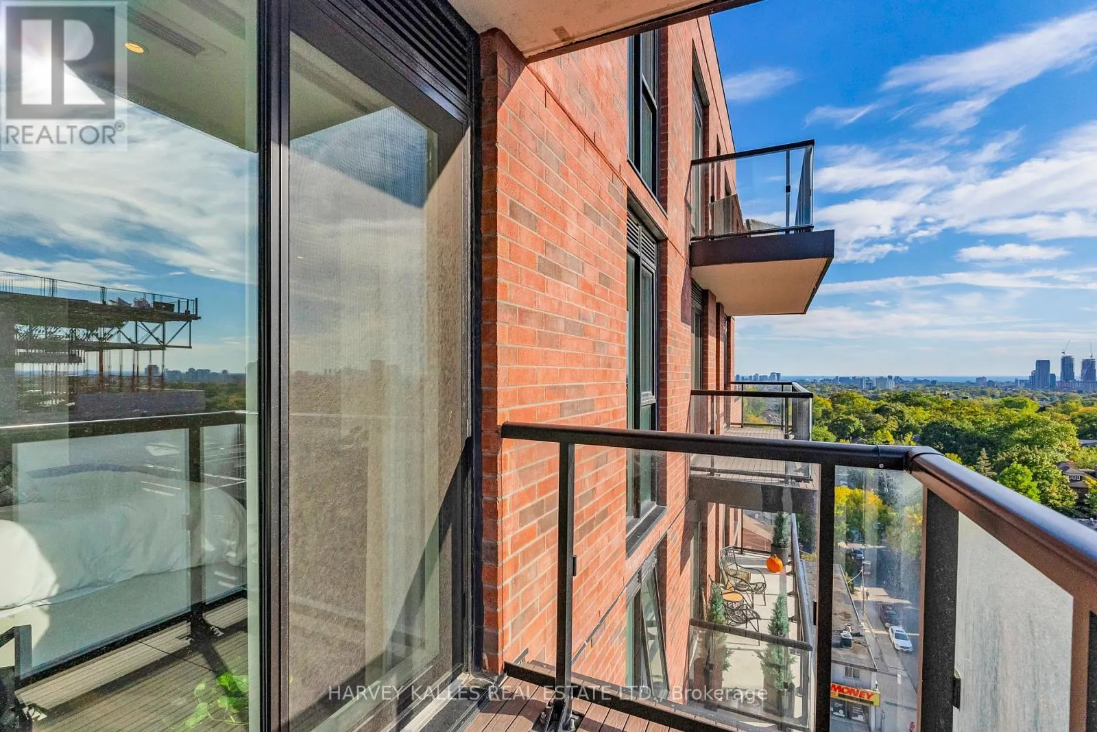 1105 - 185 ALBERTA AVENUE