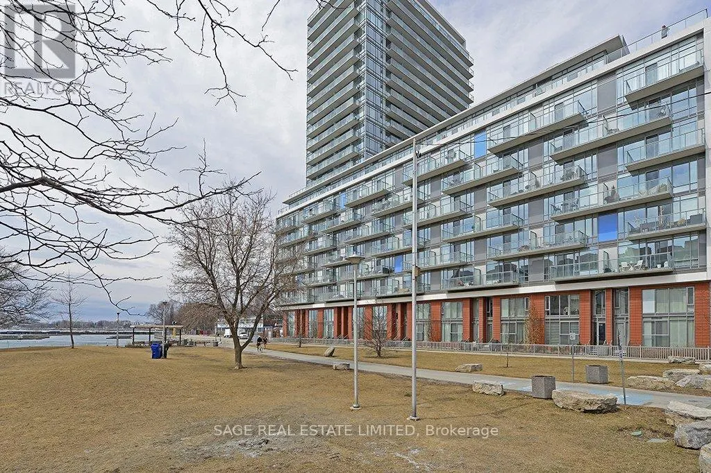 731 - 90 STADIUM ROAD