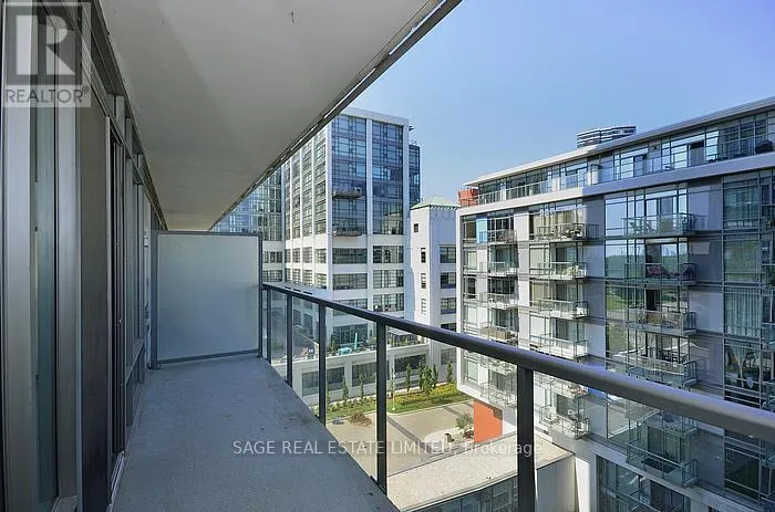 731 - 90 STADIUM ROAD