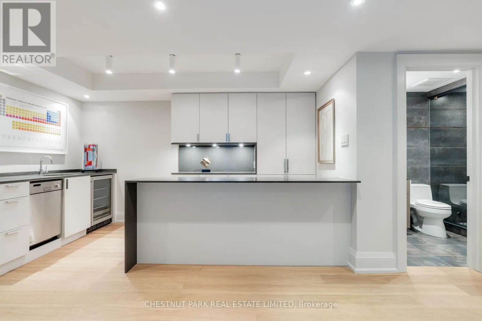 84 ORIOLE ROAD