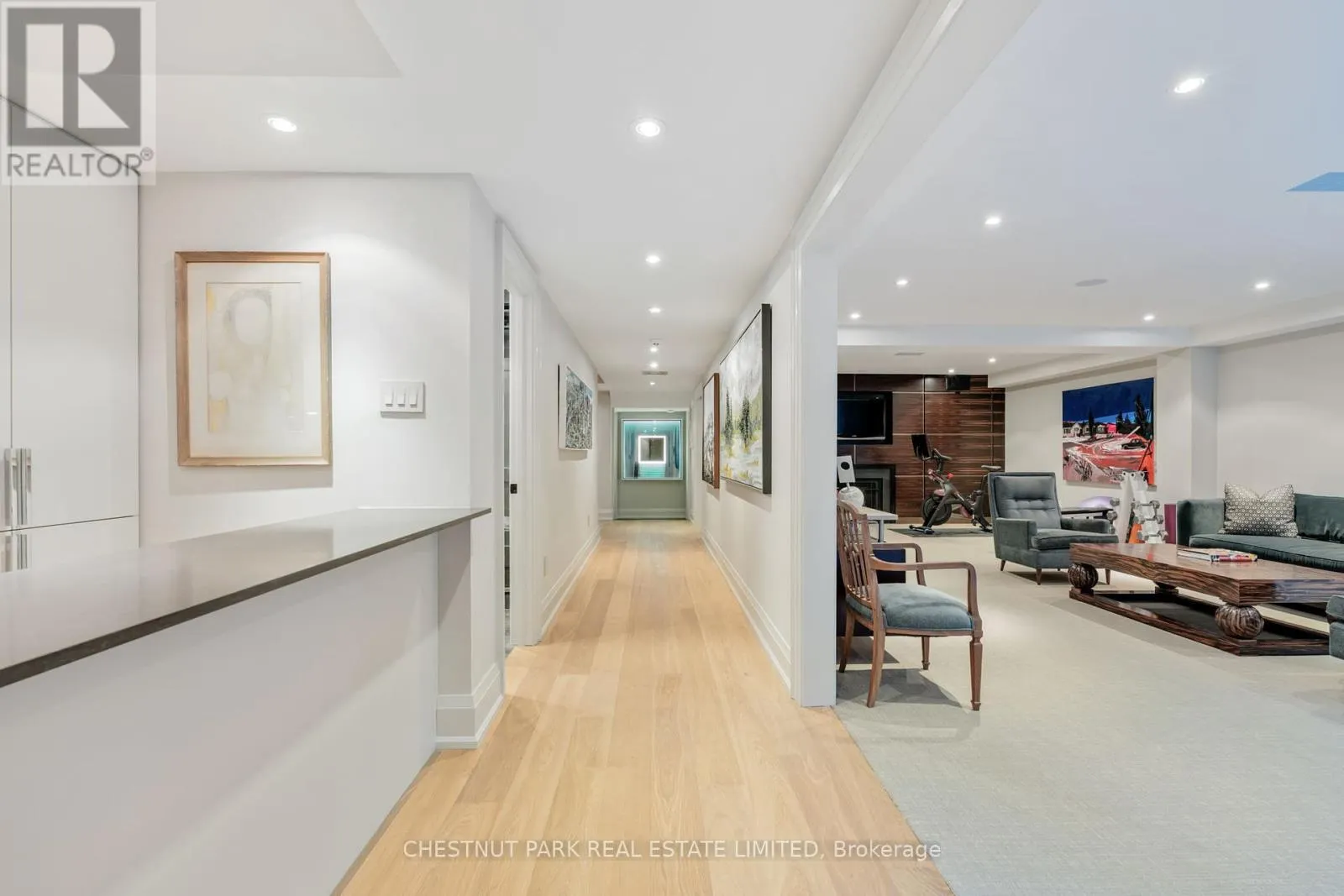 84 ORIOLE ROAD