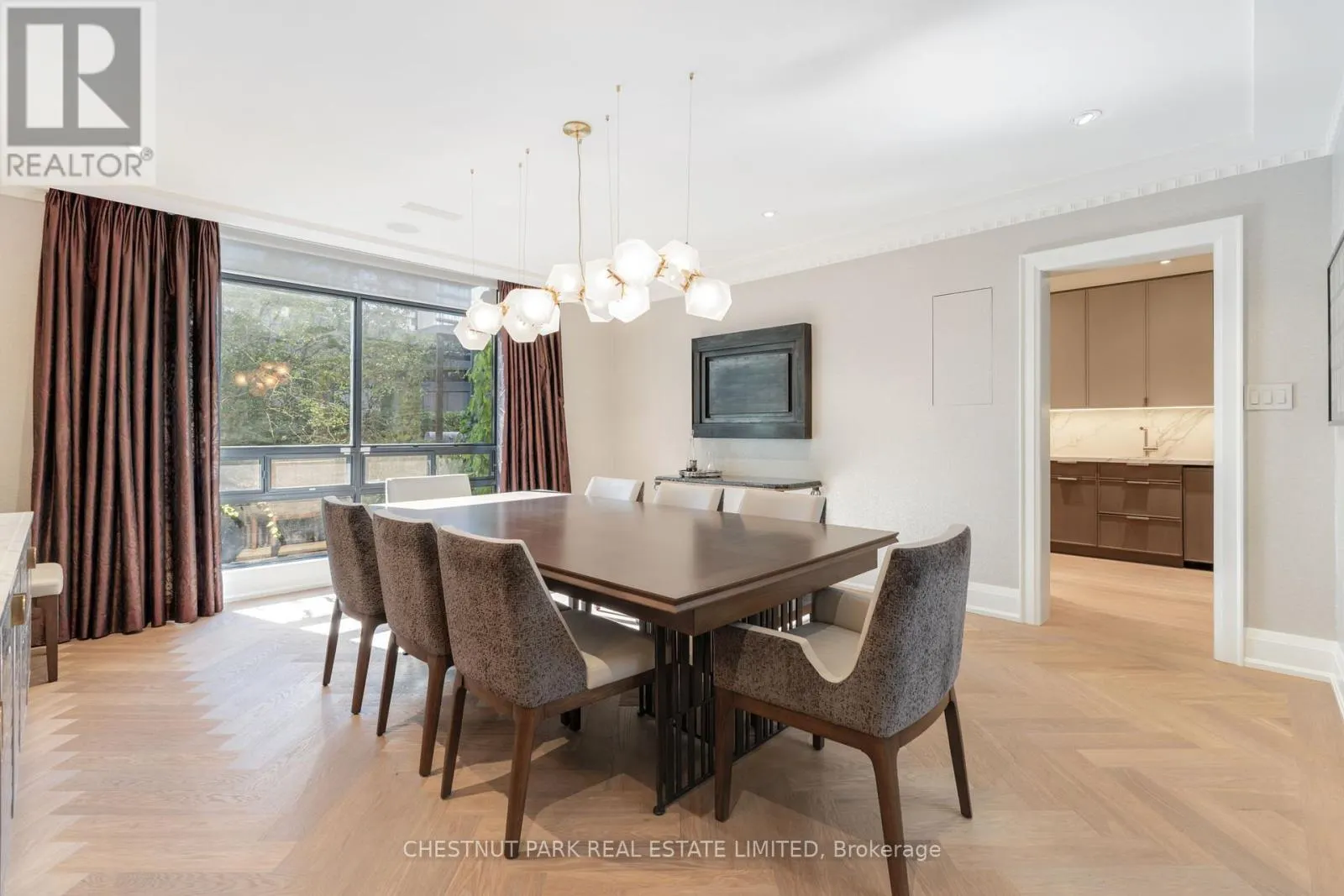84 ORIOLE ROAD