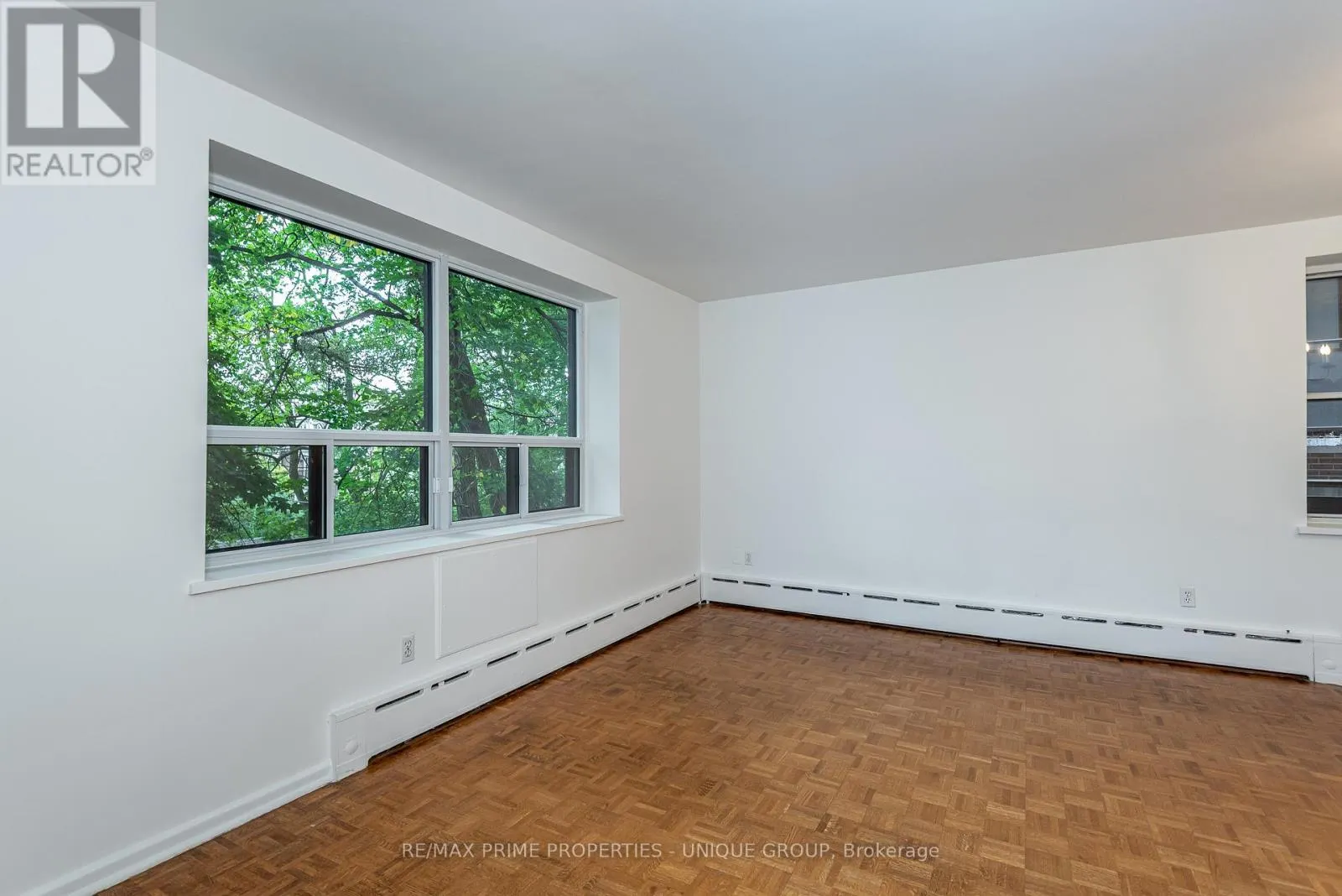 303 - 78 WARREN ROAD