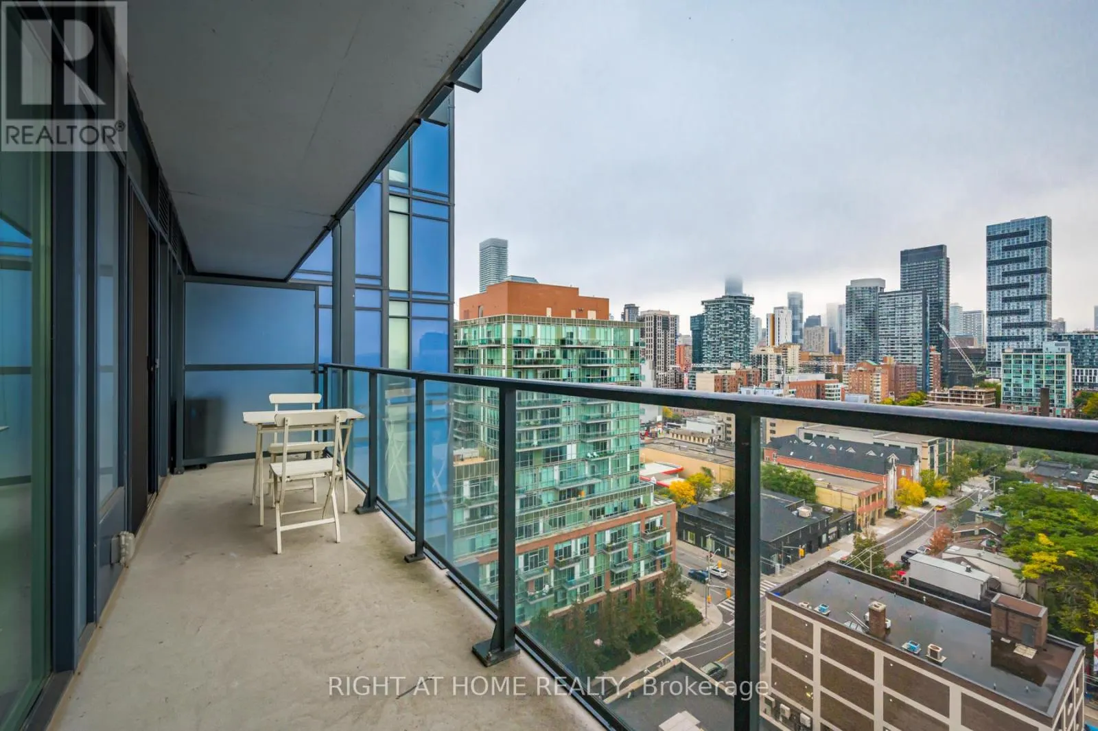 1415 - 105 GEORGE STREET