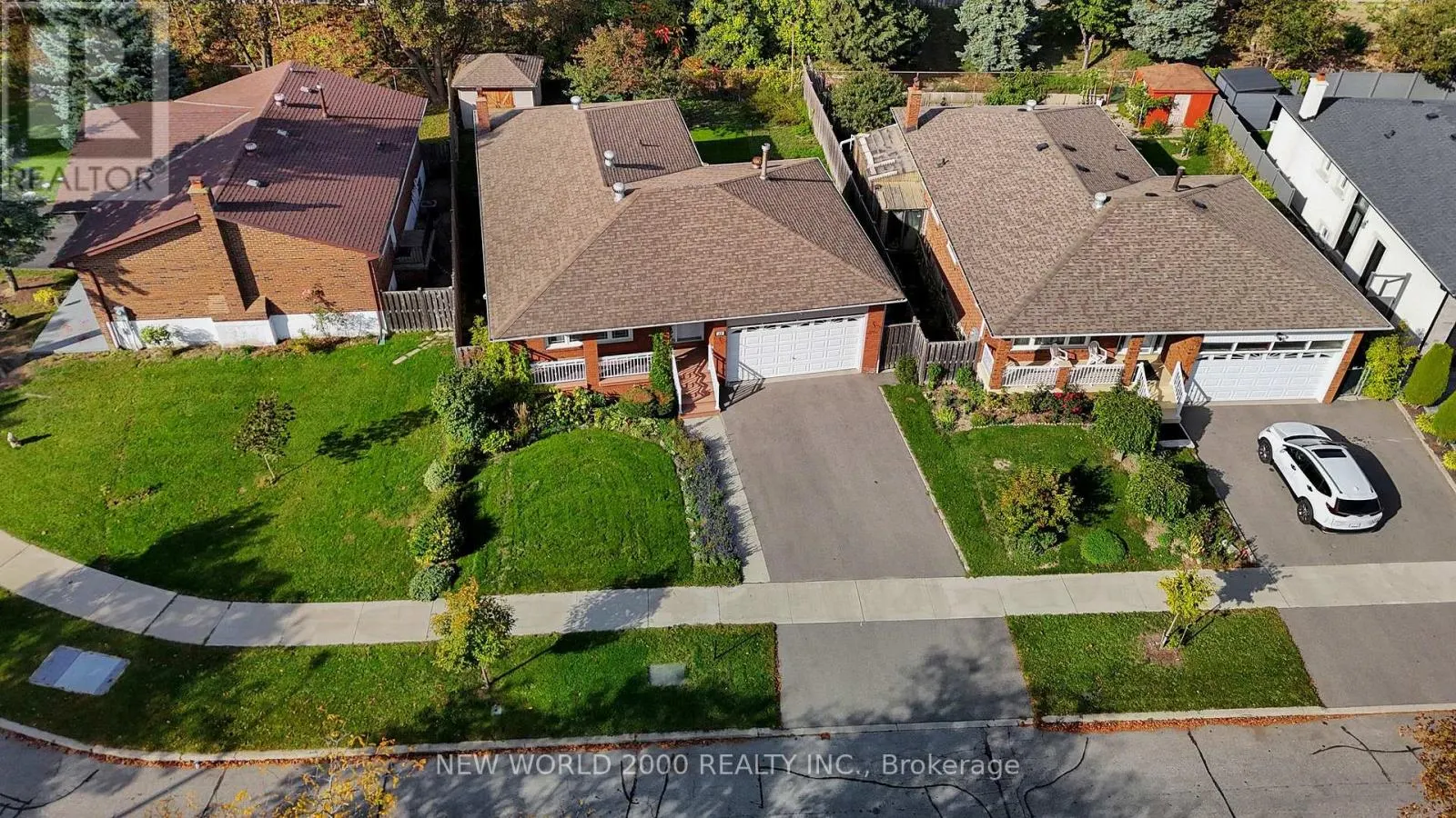 17 SQUIREWOOD ROAD