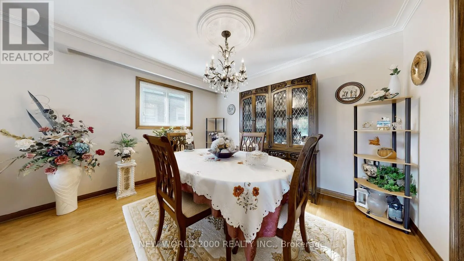 17 SQUIREWOOD ROAD