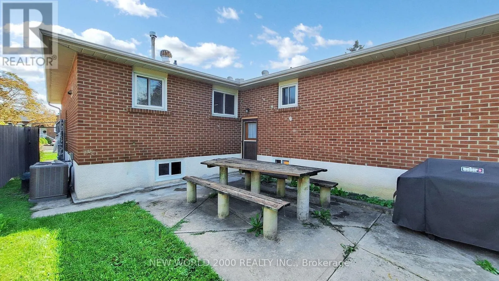 17 SQUIREWOOD ROAD