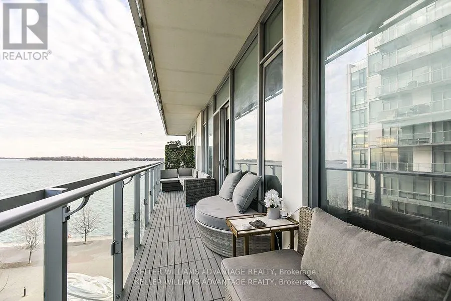 616 - 29 QUEENS QUAY E