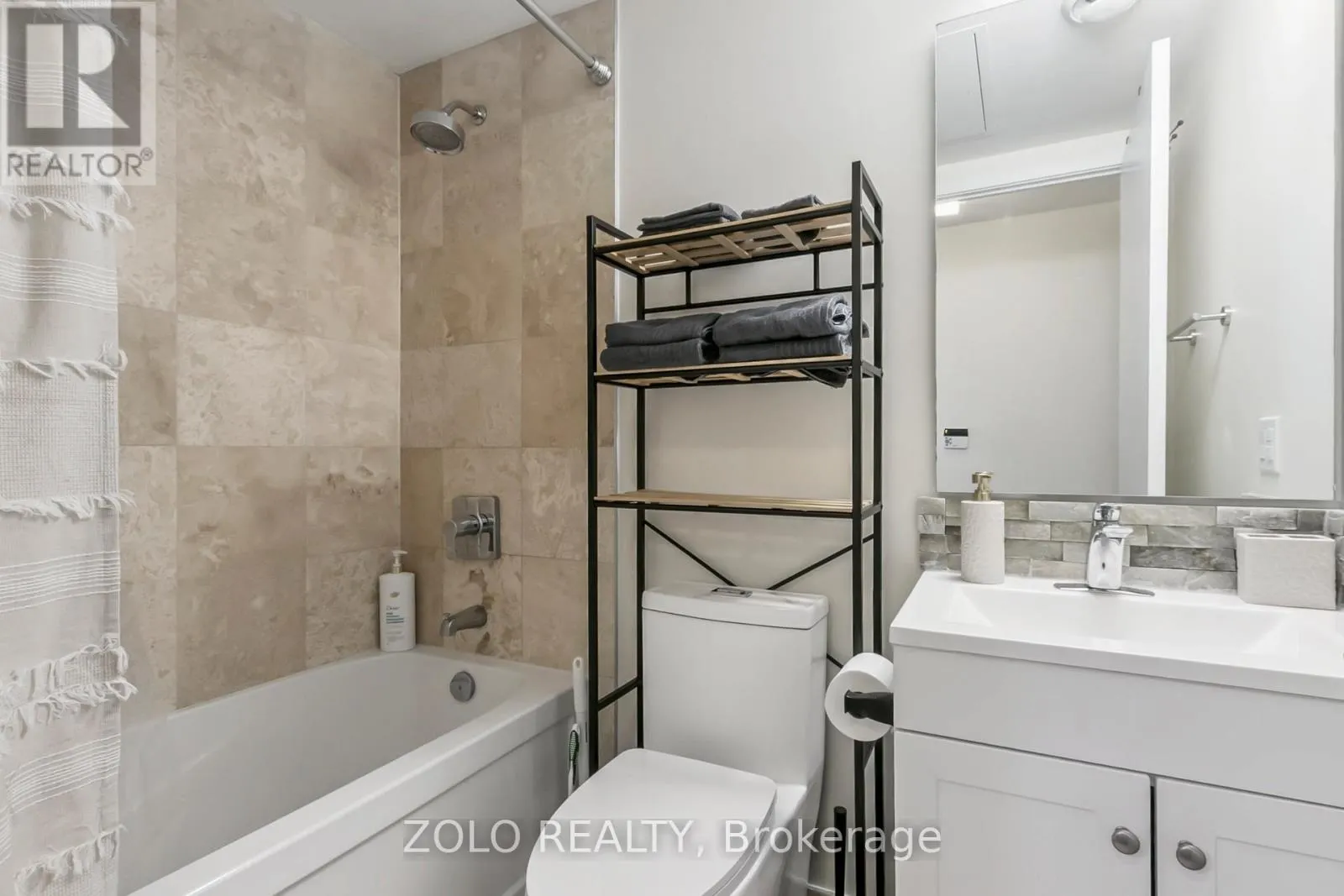 3410 - 14 YORK STREET