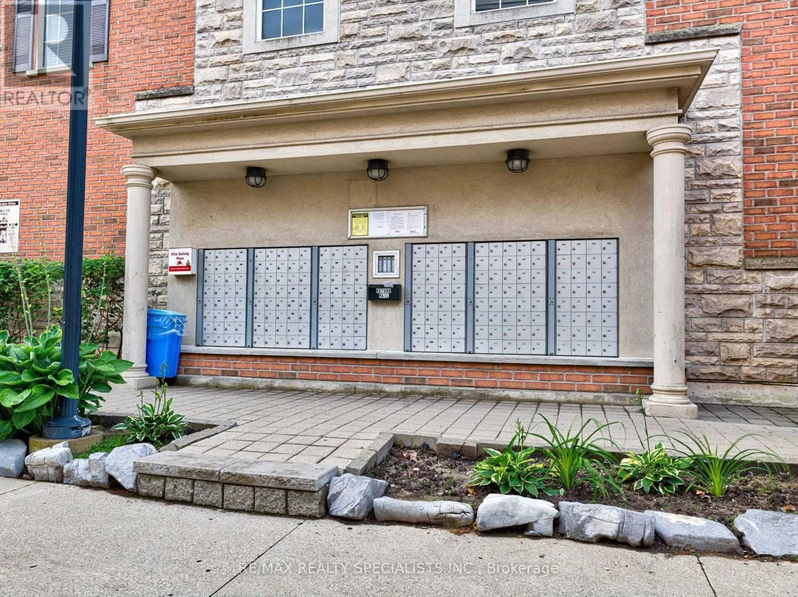 665 - 3 EVERSON DRIVE