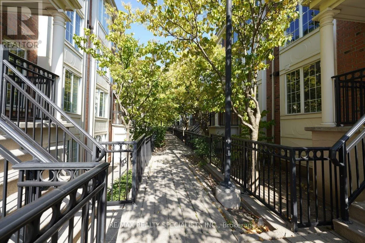 665 - 3 EVERSON DRIVE