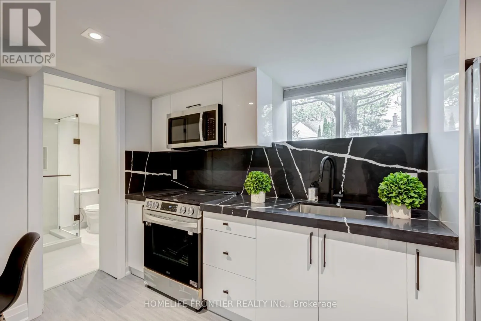 LOWER - 315 JOHNSTON AVENUE