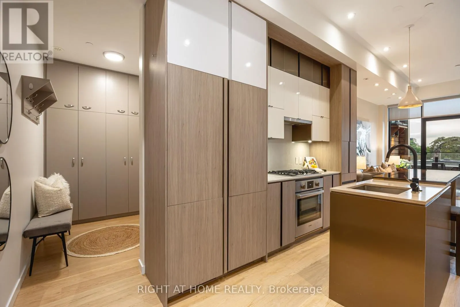 1 - 455 DOVERCOURT ROAD