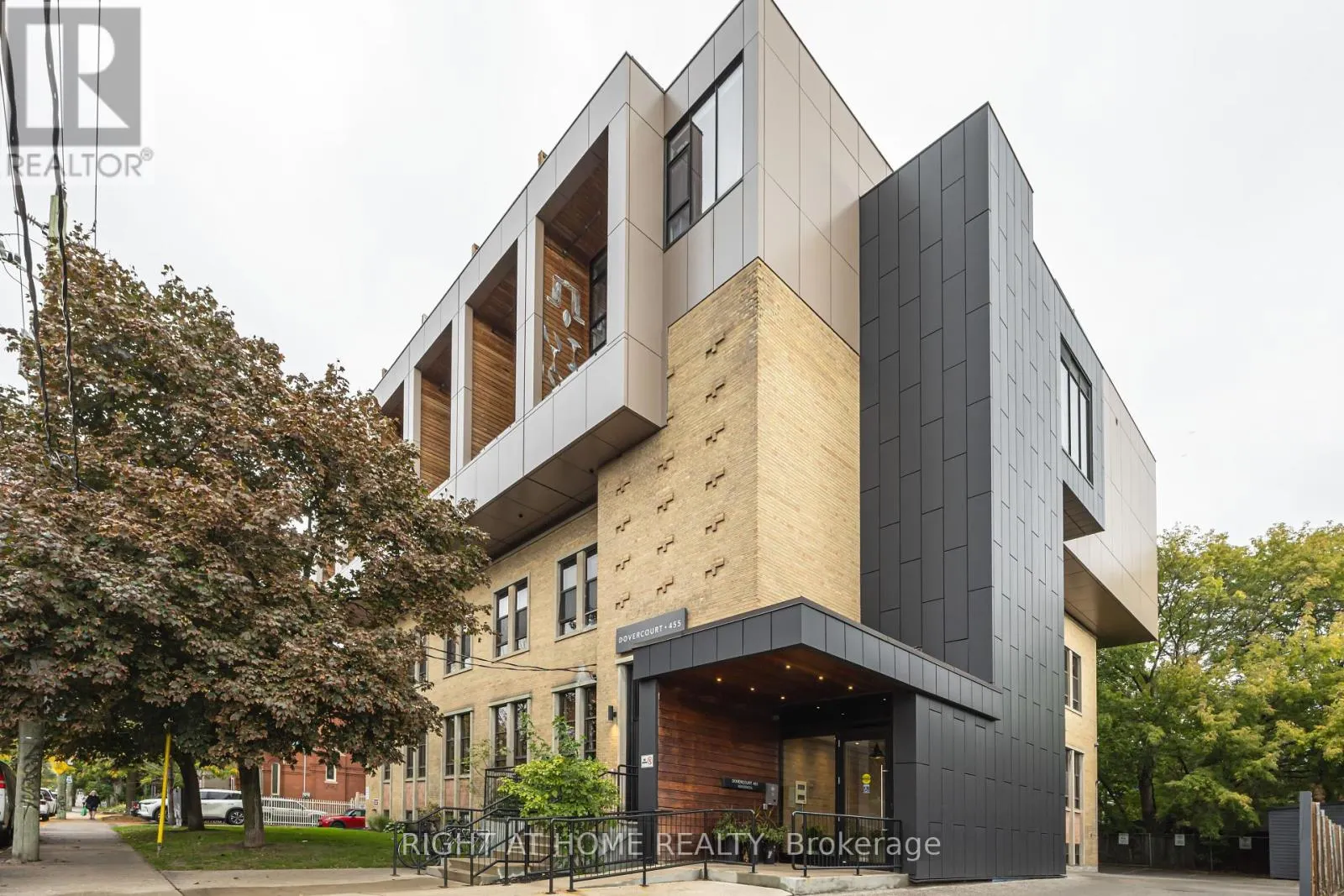 1 - 455 DOVERCOURT ROAD