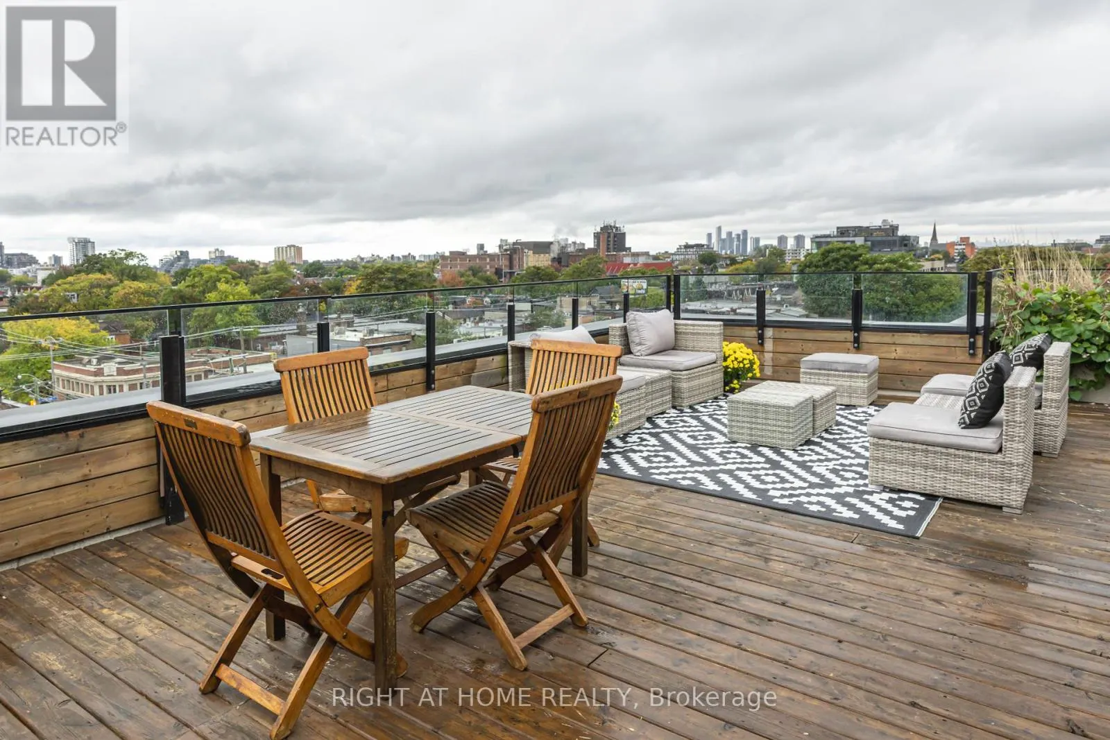 1 - 455 DOVERCOURT ROAD