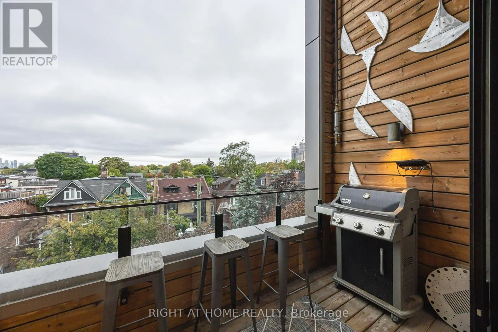 1 - 455 DOVERCOURT ROAD