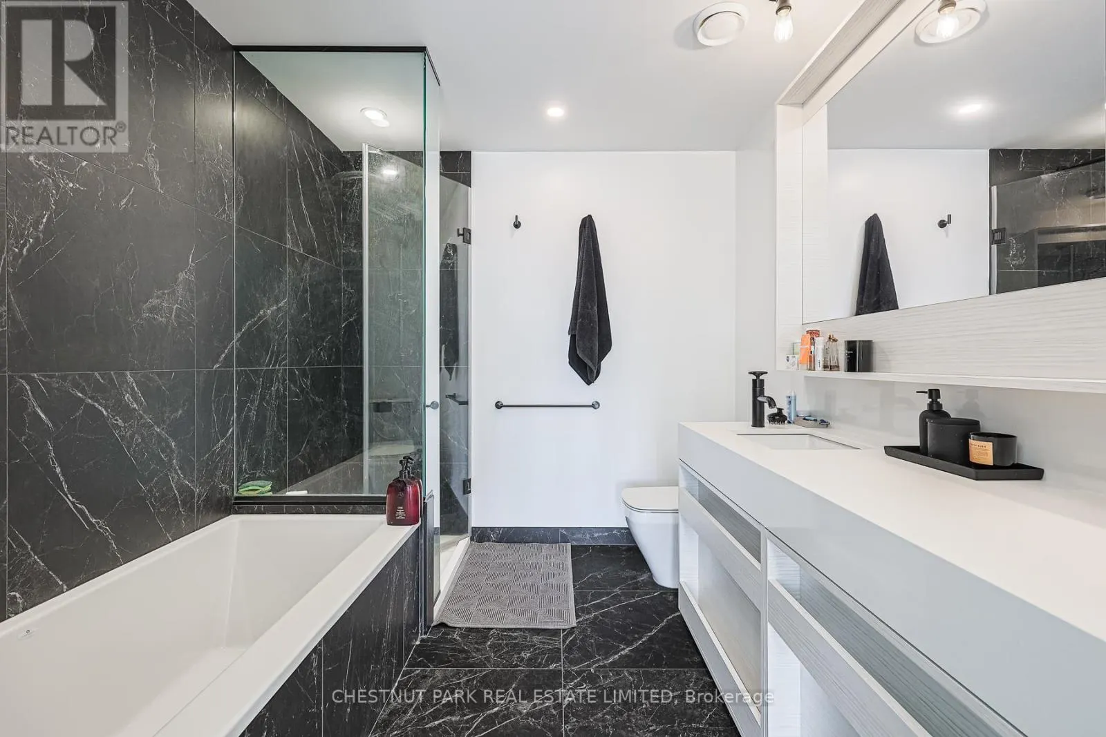1204 - 505 RICHMOND STREET W