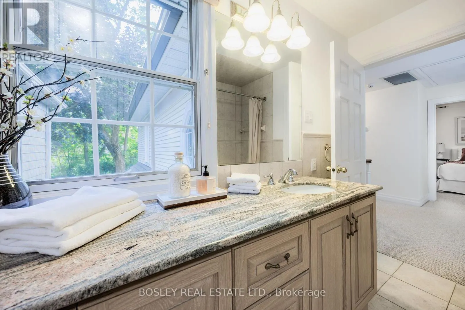112 BRENTCLIFFE ROAD