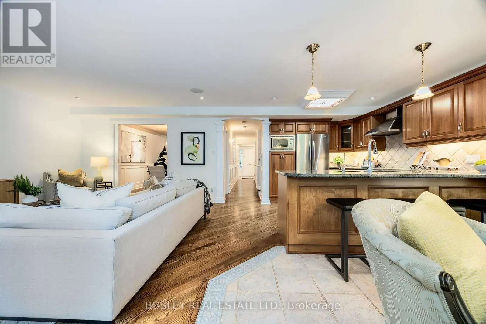 112 BRENTCLIFFE ROAD